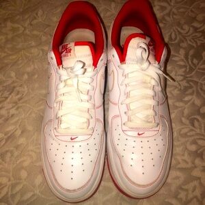 Air Force 1 PICANTE RED, size 13 Very gently used !